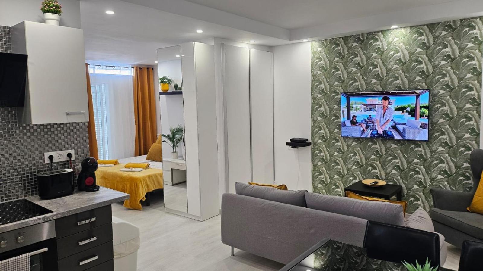 Papagayo Beach Apartments อาโรนา ภายนอก รูปภาพ