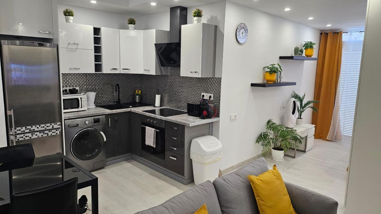 Papagayo Beach Apartments อาโรนา ภายนอก รูปภาพ