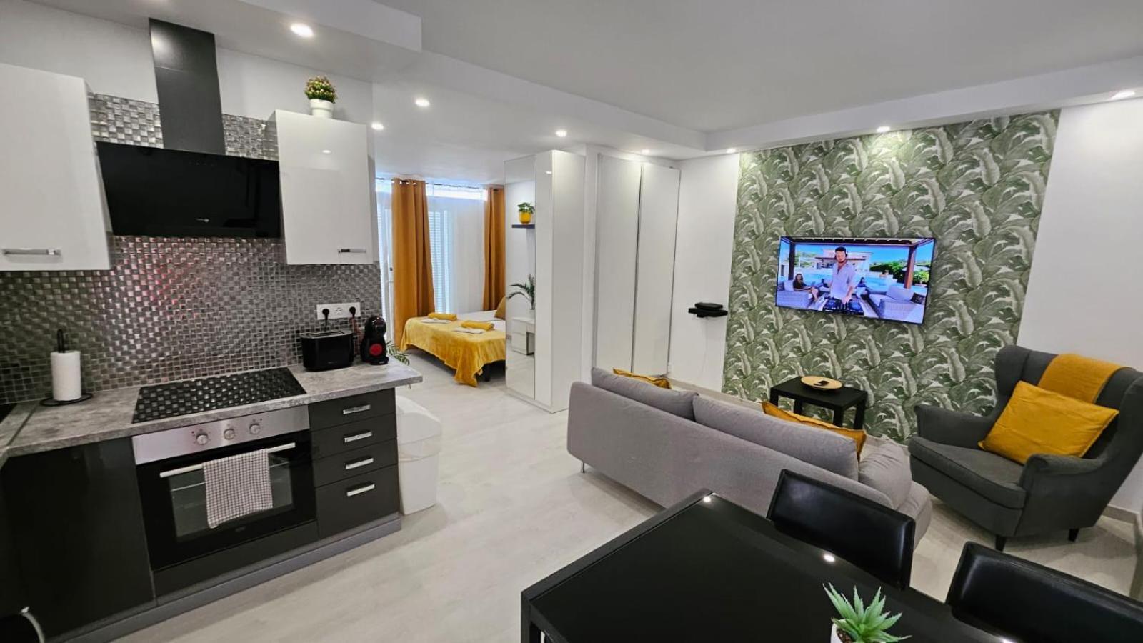 Papagayo Beach Apartments อาโรนา ภายนอก รูปภาพ