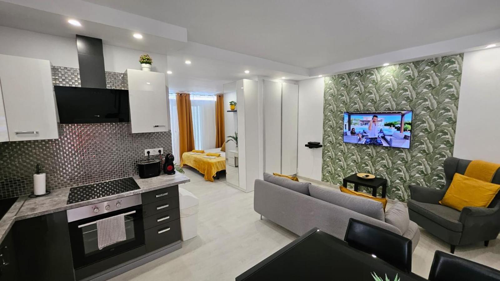 Papagayo Beach Apartments อาโรนา ภายนอก รูปภาพ